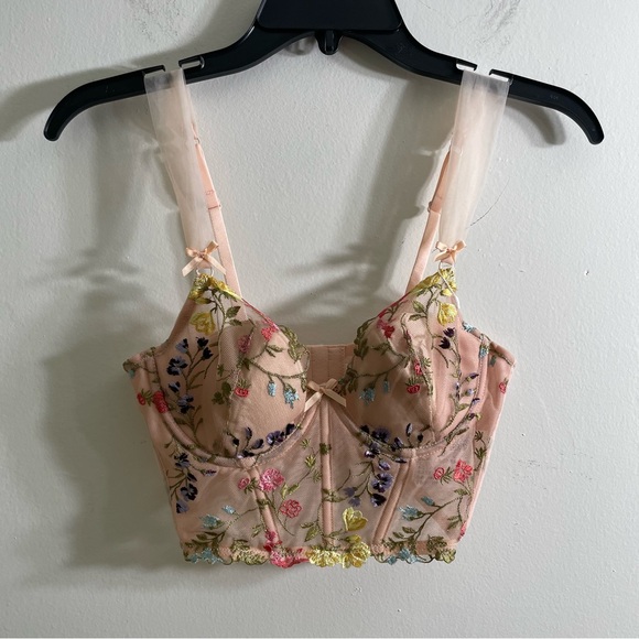 NWT Boutique Floral Embroidered Corset Top - Picture 2 of 9